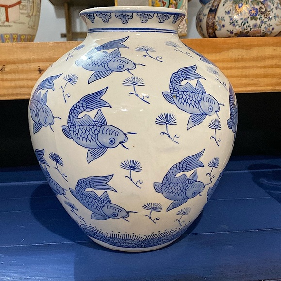 Vintage Chinese Blue & White Koi Fish porcelain vase
